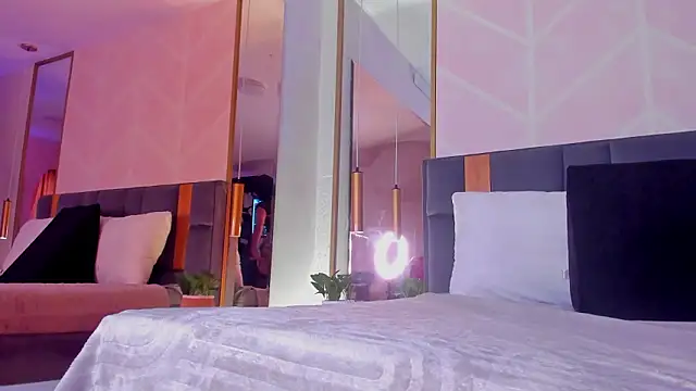 GabyPetit's cam snapshot