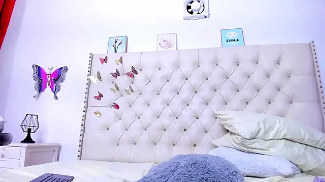 celena_wonder's cam snapshot