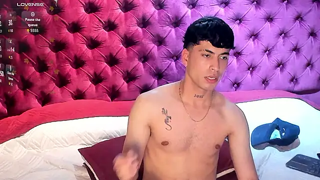 nico_herrera_ live sex cam