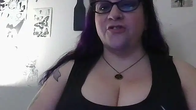 GothyBaby's cam snapshot