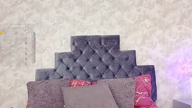 elizabeth_coleman's cam snapshot