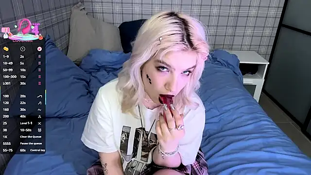 LolaDollyMur's cam snapshot