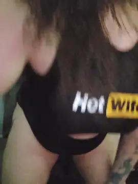 honeeyyy_pot live sex cam