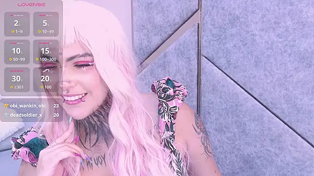 MaloryGrey_'s cam snapshot