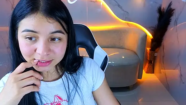 Sofi_Adams_Tx's cam snapshot