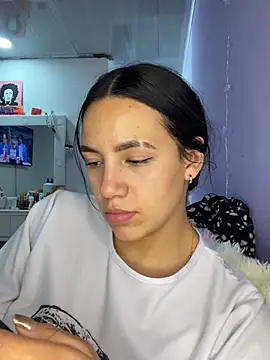 Marianahb-e's cam snapshot