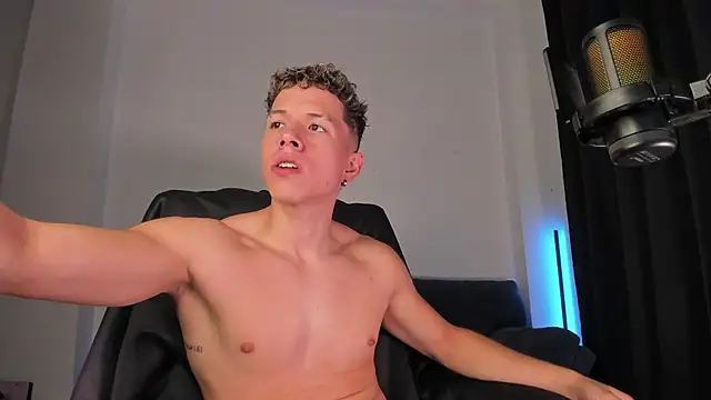 nathan_blake live sex cam