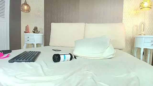 Tiifany_Baker's cam snapshot