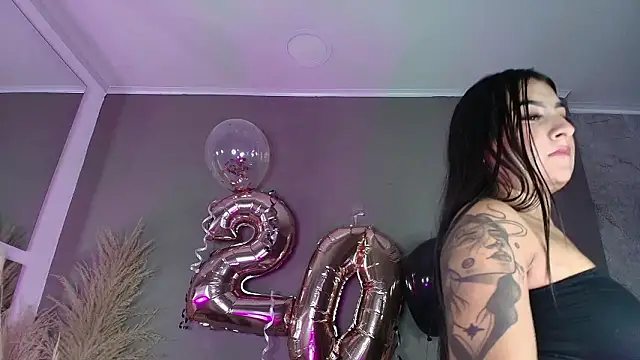 PauletteSanderss's cam snapshot