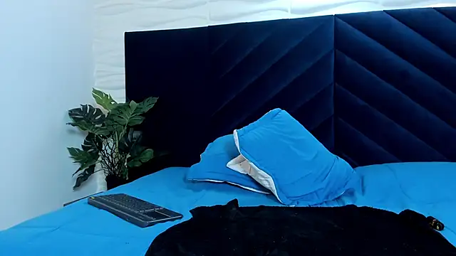 Zackfalcon_'s cam snapshot