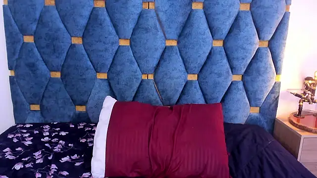 Sofia_ll's cam snapshot