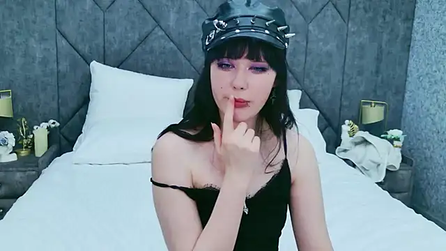 Ariel_Morris's cam snapshot