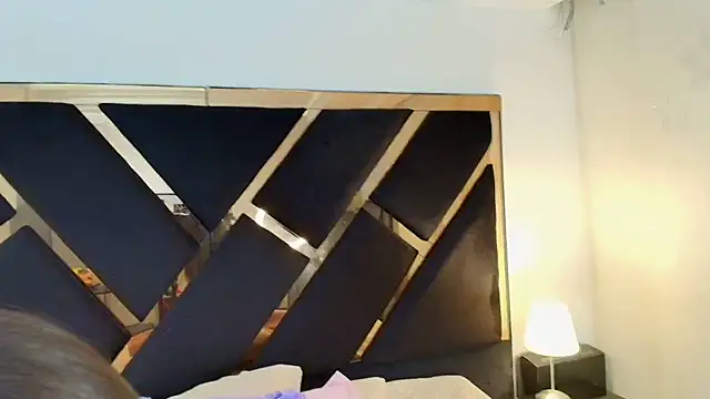 Amelie_saenz's cam snapshot