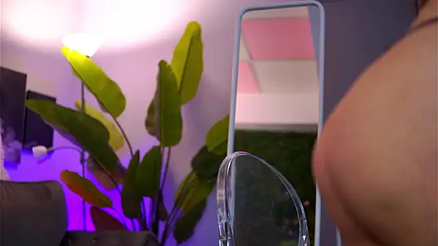 VeloraMuse's cam snapshot