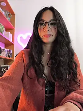 Naughty-Jessie live sex cam