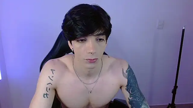 H3ll_B0I's cam snapshot