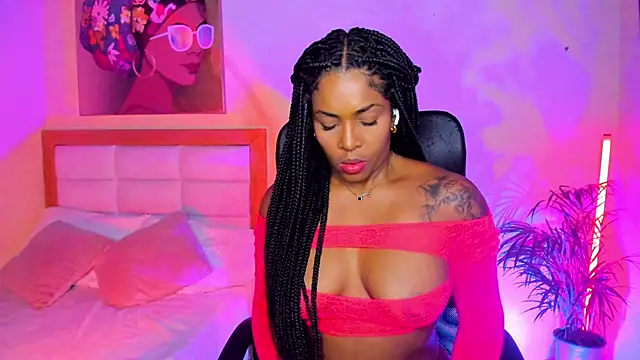 AitanaBrown_'s cam snapshot