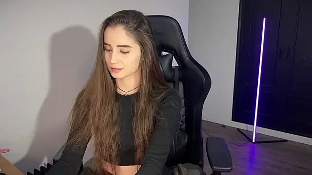 -KroshkaEnot-'s cam snapshot