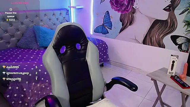 isabella_rose19's cam snapshot