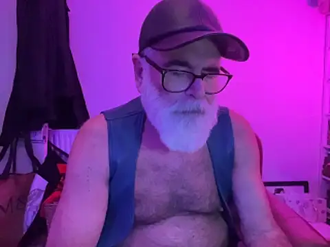 LeatherSdaddy's cam snapshot