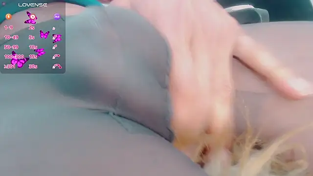 Oriana_braom live sex cam