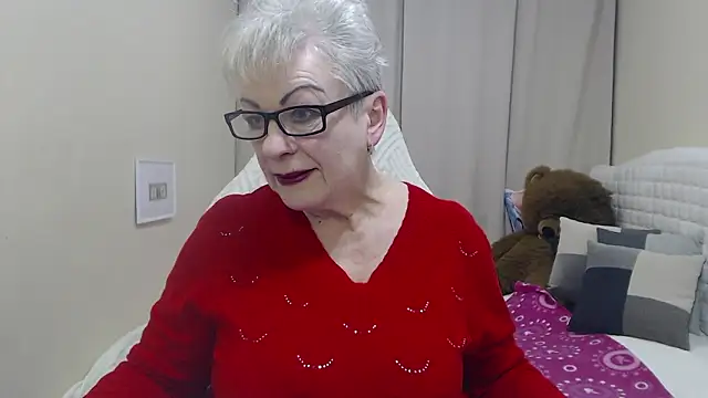 KayleSmoll's cam snapshot