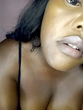 BigBootyBitch96 live sex cam