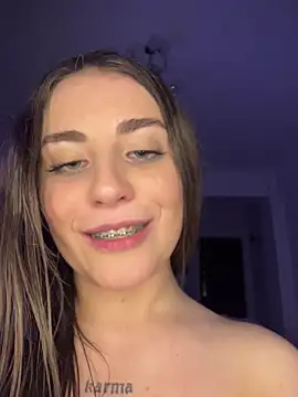 VanessaAnne's cam snapshot