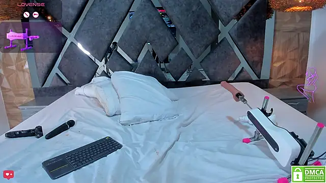 Selene__Lopez_'s cam snapshot