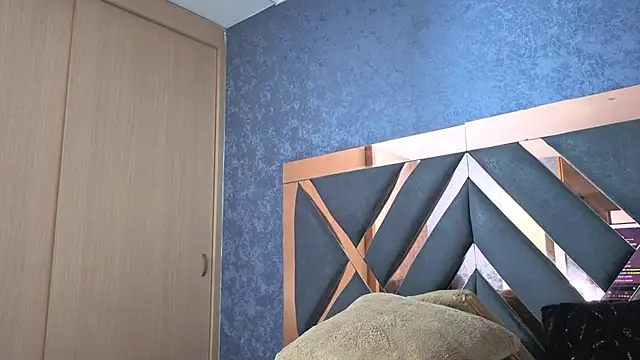 alicee_foox's cam snapshot