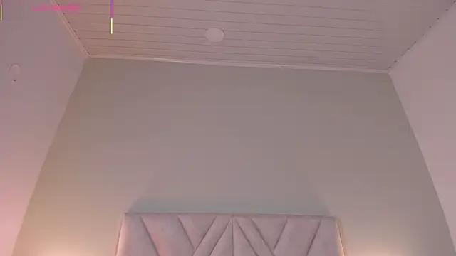 Amelia_Saenz_'s cam snapshot