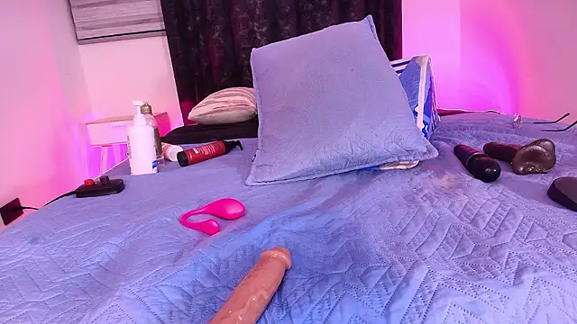 lay_navas's cam snapshot