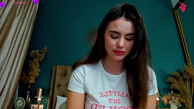 CalyMoon's cam snapshot