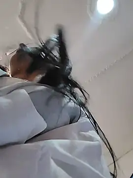 RousSweet-'s cam snapshot