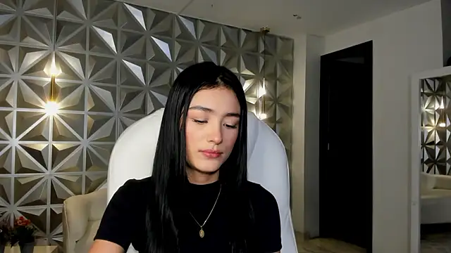 zoerouse_'s cam snapshot