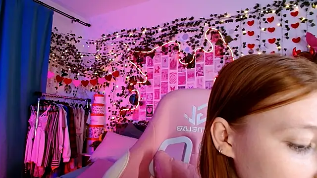 Ayla_Hicks's cam snapshot