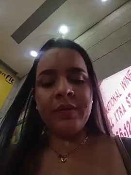 Julieth_hot-69's cam snapshot