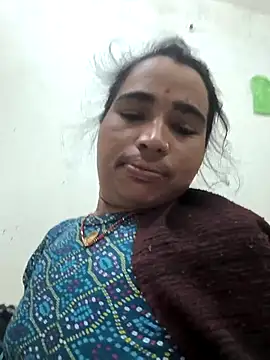 Hot_raaani live sex cam