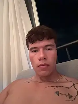 Logan_smith1 live sex cam