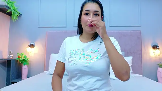 Busty_Zay's cam snapshot