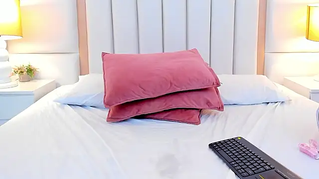 LaylaaDoll's cam snapshot