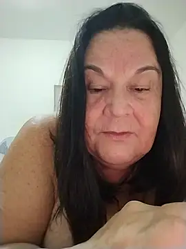 Yaya_Mineira's cam snapshot