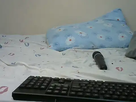 StacyGee24's cam snapshot