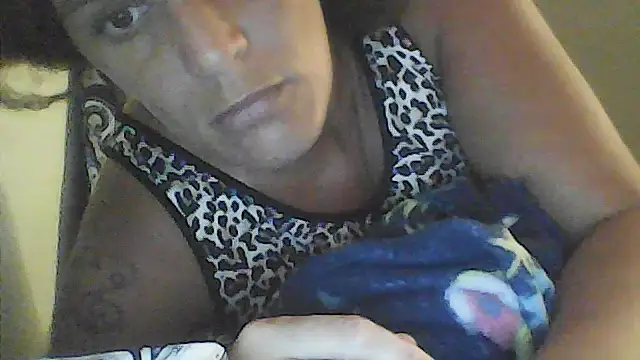 sarahkat86's cam snapshot