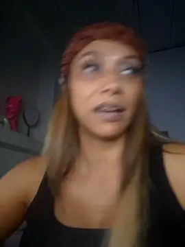 salome_drasin's cam snapshot