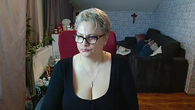 bigtits4you's cam snapshot