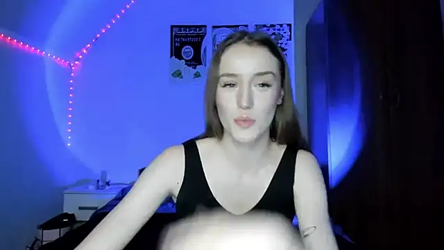 tinyglow's cam snapshot