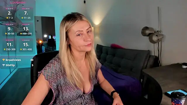 ZoeGrant's cam snapshot