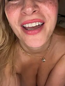 Lizy_Alala's cam snapshot