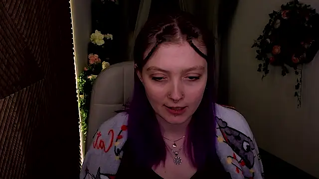 Kiki_shay live sex cam